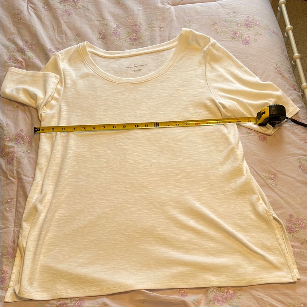 NWOT J. Jill White Pima Scoop-Neck Elbow-Sleeve Tee - Picture 3 of 7
